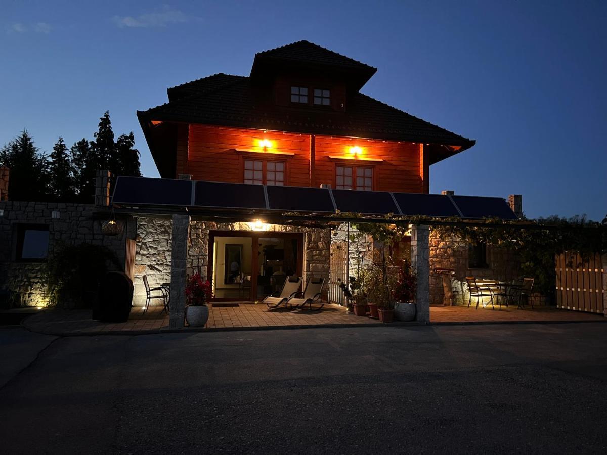 Lovely Apartment In Nature With Sauna! Postojna Dış mekan fotoğraf